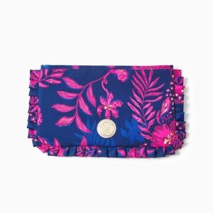 🪻NWOT Purse : Lilly Pulitzer Printed Clutch Ruffled Trim Bold Floral Flowers